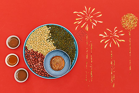 传统中秋月饼团员赏月概念图片