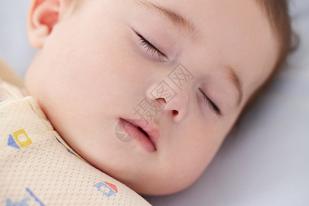 婴儿睡觉脸部特写图片