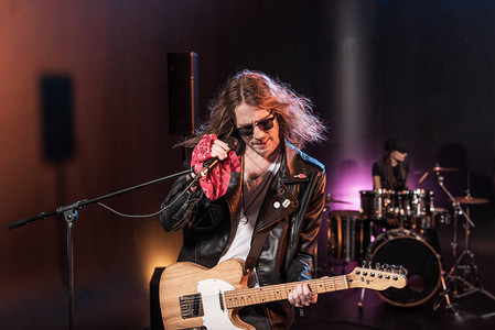 摇滚音乐背景图片