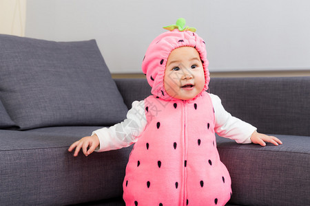 亚洲婴儿草莓装图片
