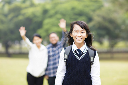 在学校有父母的可图片