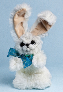 毛可爱可爱的小兔子玩具图片