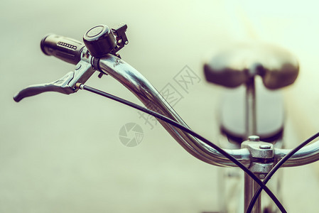 对复古自行车的柔和关注复古效果背景图片