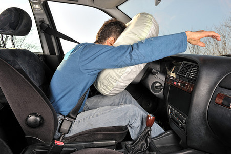 汽车司机事故保护制度车辆驾驶事图片
