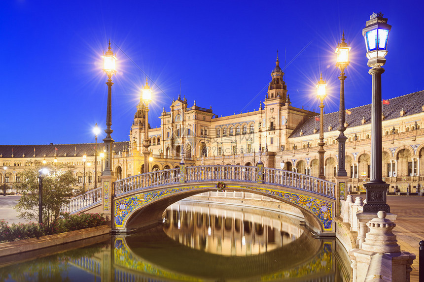 塞维利亚主场迎战皇家奥维耶多精彩对决免费在线观看