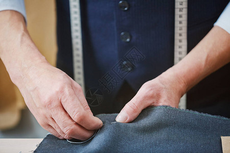 直接在上方拍摄的裁缝高清图片下载-正版图片502777335-摄图网