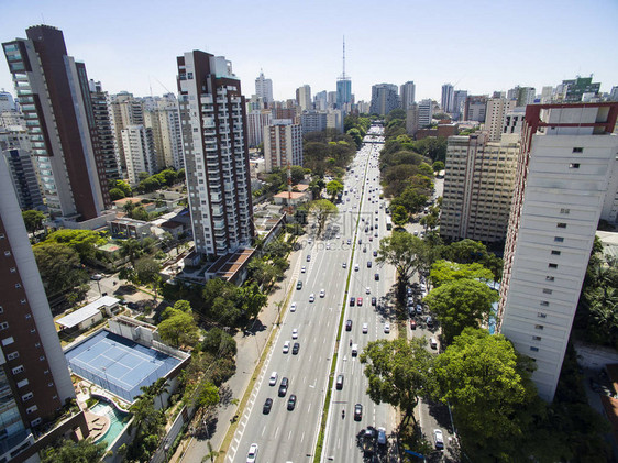 巴西南美洲圣保罗5月23日大道城市交通繁忙大道图片