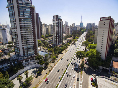 巴西南美洲圣保罗5月23日大道城市交通繁忙大道图片
