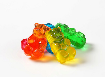 各种颜色的水果味小熊软糖图片
