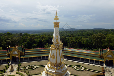 大寺庙或ChediPhraMahaChaiMongkhon位于泰国东北部Isan地区乌汶府西北部的ProvinzRoiEt附近图片