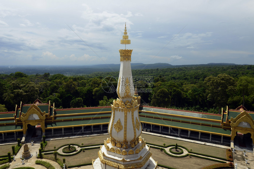 大寺庙或ChediPhraMahaChaiMongkhon位于泰国东北部Isan地区乌汶府西北部的ProvinzRoiEt附近高清图片下载 ...