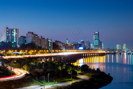 韩国首尔城市夜景图片