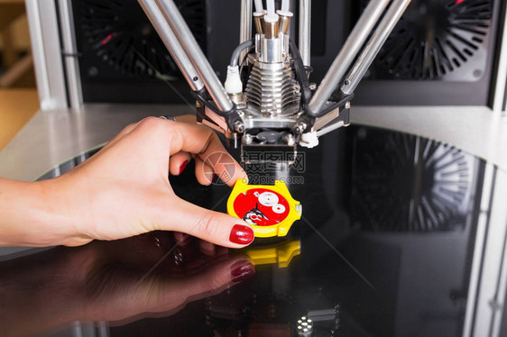 3D打印机打印手表图片