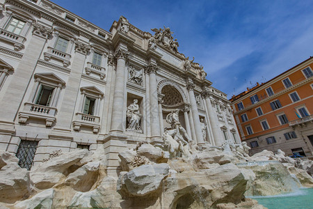 特莱维喷泉特莱维喷泉(少女喷泉)照片  |特莱维喷泉fontanaditrevi