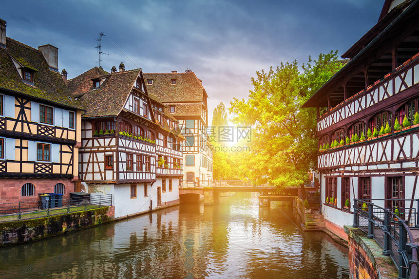 斯特拉斯堡vs梅斯直播法甲焦点战在线观看实时比分赛况全解析