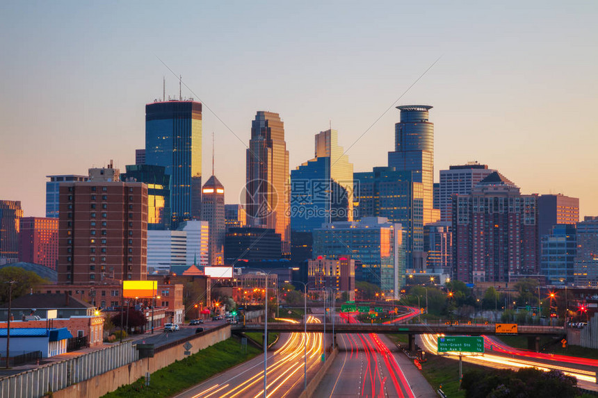 明尼苏达森林狼今日阵容揭晓 主力球员悉数登场迎战强敌