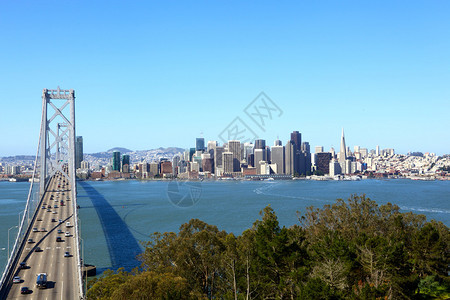 BayBaiBridge和旧金山图片