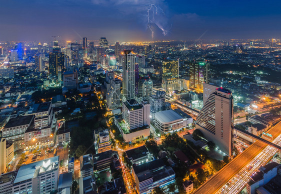 曼谷夜景与闪电图片