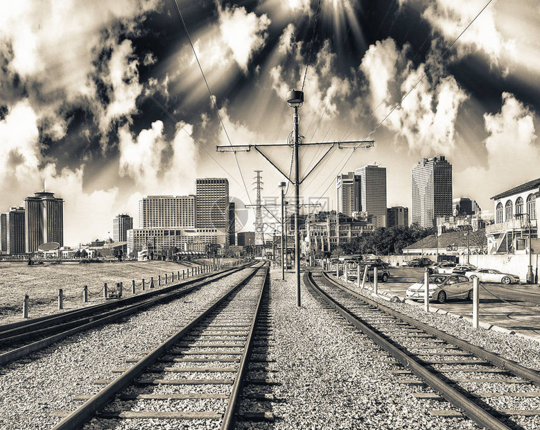 新奥尔良鹈鹕球员表现亮眼 全队攻防两端展现强劲实力