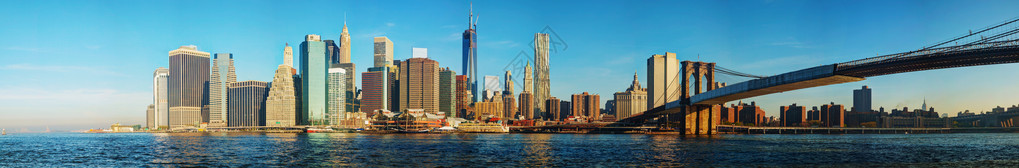 纽约市城风景和布鲁克林桥在阳图片