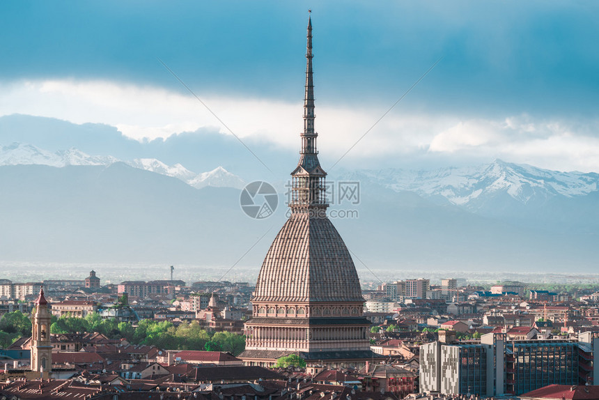 都灵主场迎战AC米兰 意甲焦点战直播激战一触即发