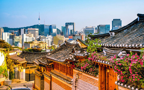韩国传统风格建筑位于南韩首尔的Bukchon图片
