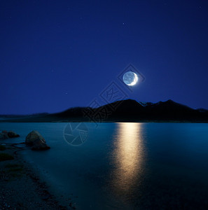 月光湖图片