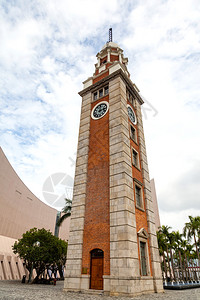 在香港九龙维多利亚港的尖沙月著图片