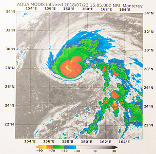 红外卫星图像提供了热带风暴的温度数据图片