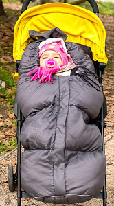 婴儿睡袋冬季婴儿车图片