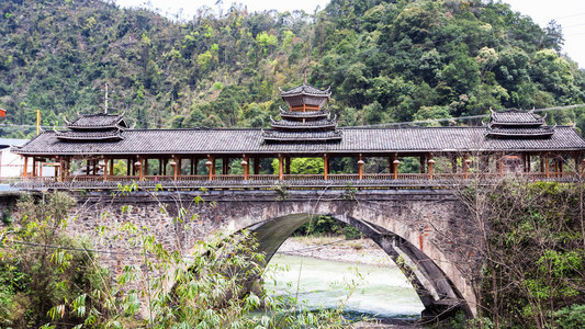 游历象山区龙胜温泉森林公园江地村过江侗族风情桥外景图片