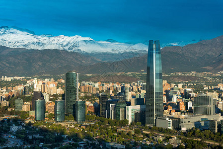 智利圣地亚哥的天线图片