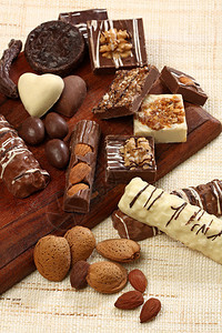 甜巧克力糖果图片