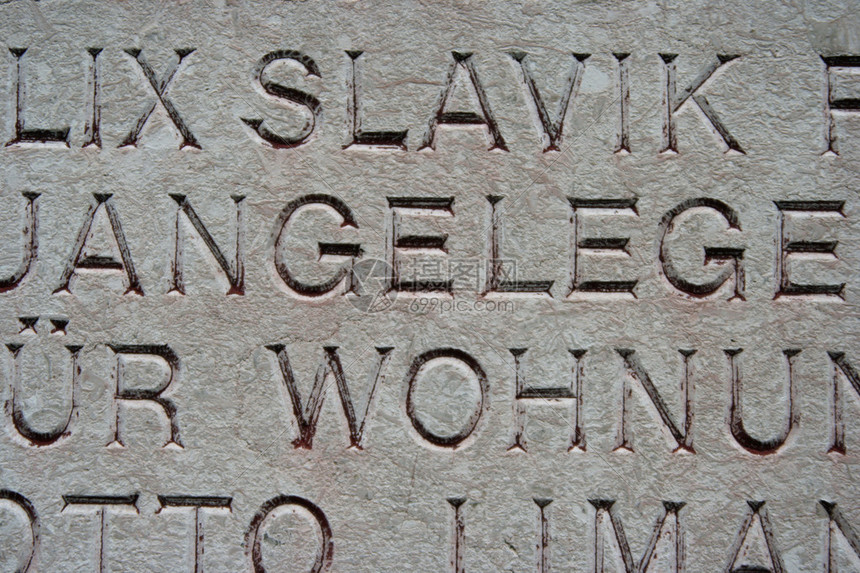 德文·布克状态火热连续砍下高分引领进攻浪潮