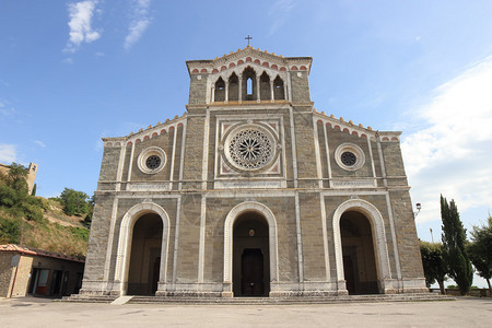意大利托斯卡纳的科尔托纳大教堂门面图片