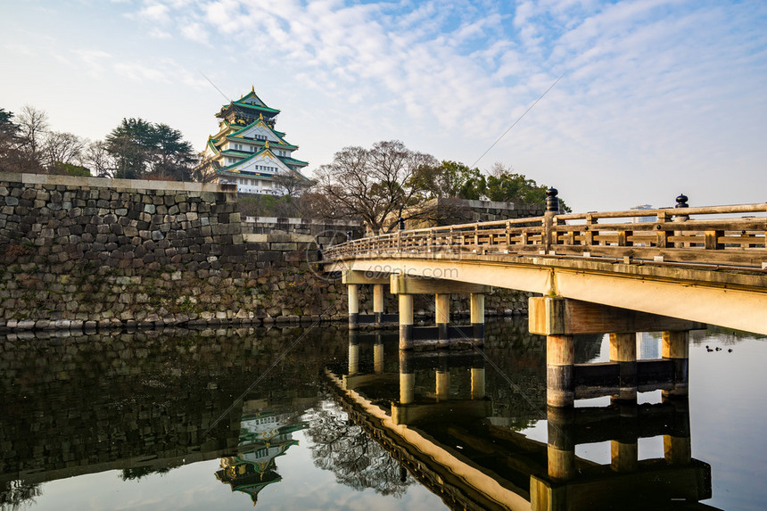 大阪城堡是日本大阪中央区的一座日本城堡城堡是日本最著名的地标之一高清图片下载-正版图片502751362-摄图网