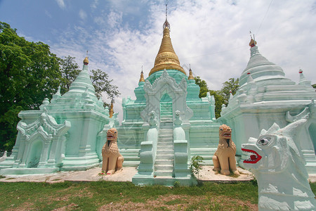缅甸曼德勒佛教寺庙的风景图片