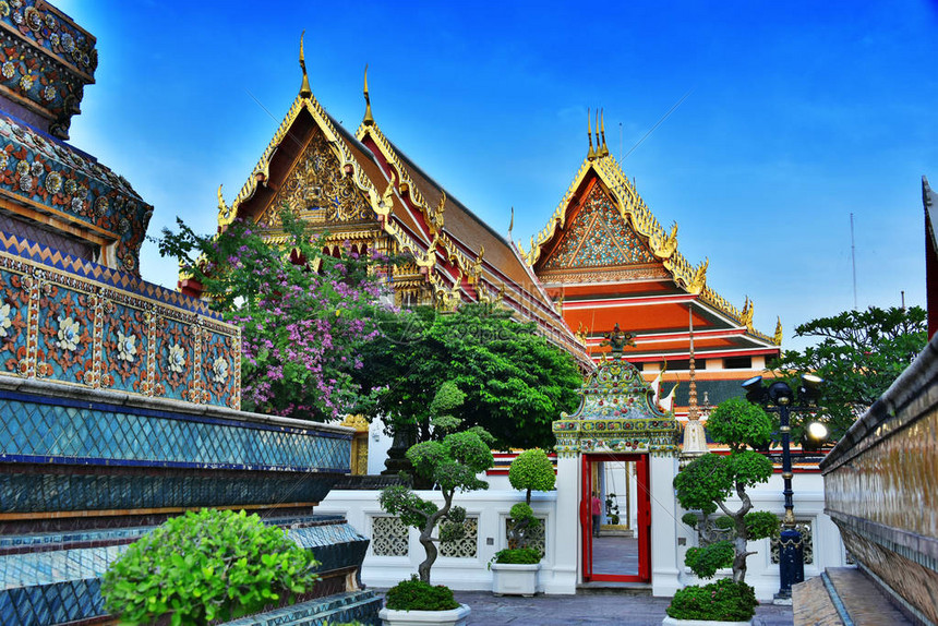泰国曼谷卧佛寺或卧佛寺图片