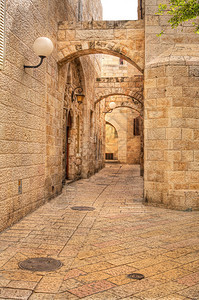 以色列耶路撒冷历史地段旧街的垂直形象校图片