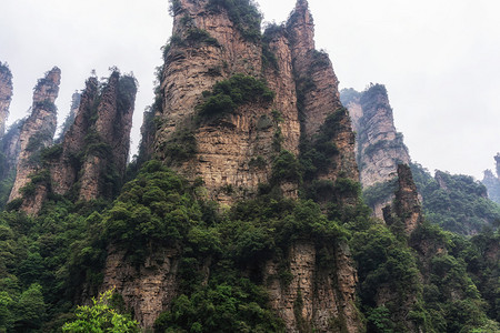 山顶高方尖像深谷的岩石一样在地表景色图片