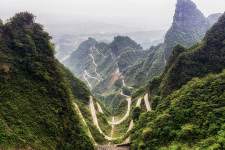 被带往中华省赞吉亚Zhangjiajie的图片