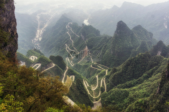 被带往中华省赞吉亚Zhangjiajie的图片