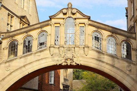 英国牛津赫特福德学院的叹息桥图片
