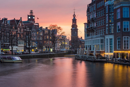 荷兰阿姆斯特丹老城运图片
