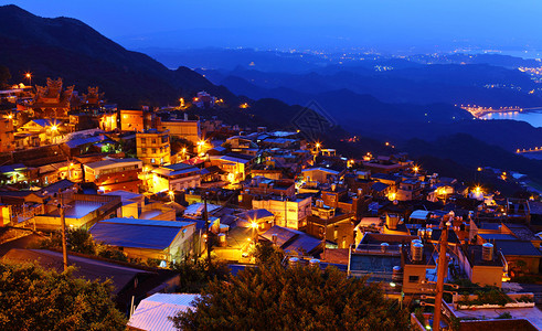 秋分村夜景背景图片