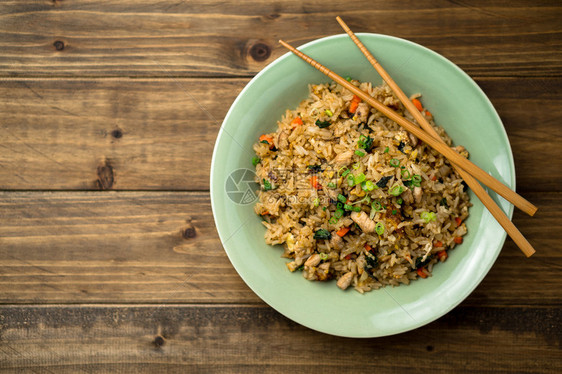 鸡肉炒饭图片