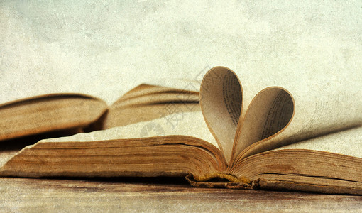 免费下载高清图片心形书页的复古照片免费下载高清图片心形书页的复古