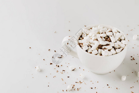 加棉花糖和巧克力的热可茶单背景图片