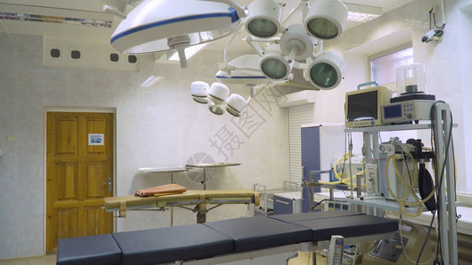 医院的手术室配有设备和医疗设备医院外科手术表现代诊图片