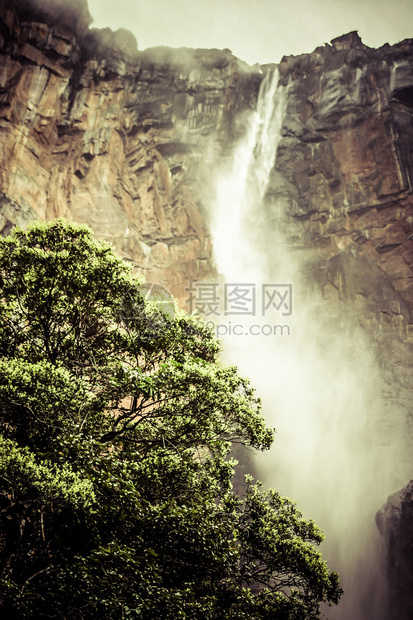 AngelFallsSaltoAngel是世界上最高的瀑布978米图片